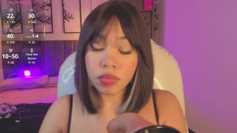 Snapshot of olivia__ds chatting on October 15, 6:49 am Olivia online show from October 15, 6:49 am