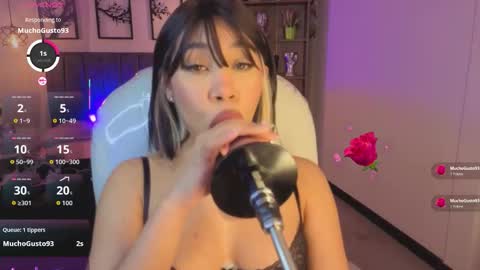 Olivia online show from October 26, 5:41 am