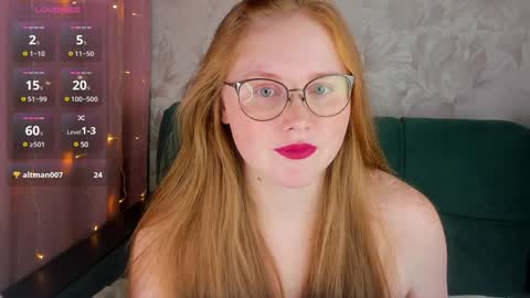 Snapshot of olivia_date chatting on December 6, 3:28 pm Olivia Date online show from December 6, 3:28 pm