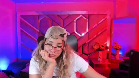  OLIVIA  online show from January 19, 3:38 am