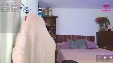 Olivia online show from November 8, 1:58 pm