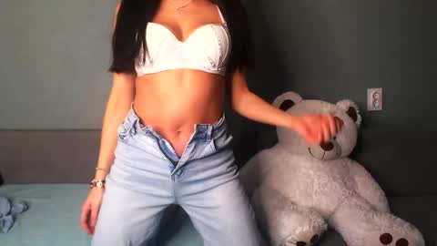 olivia millerss online show from May 4, 8:48 pm