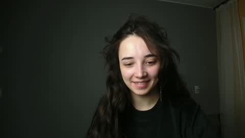 Snapshot of olivia_oliv chatting on March 1, 11:39 am Olivia online show from March 1, 11:39 am