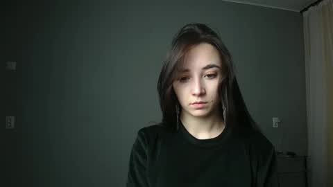 Snapshot of olivia_oliv chatting on March 3, 7:17 pm Olivia online show from March 3, 7:17 pm