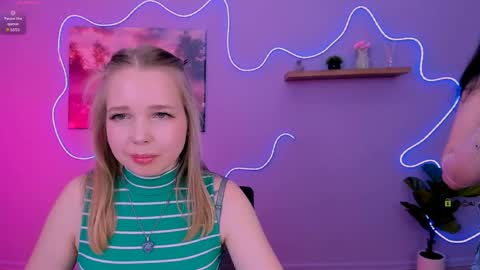 Sweet Olivia online show from April 25, 8:49 am