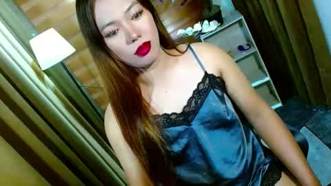Miss OLIVIA online show from April 28, 8:40 am