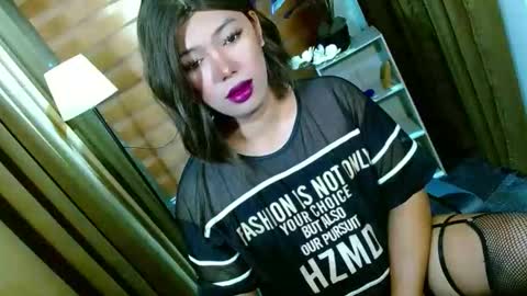 Miss OLIVIA online show from May 1, 9:58 am