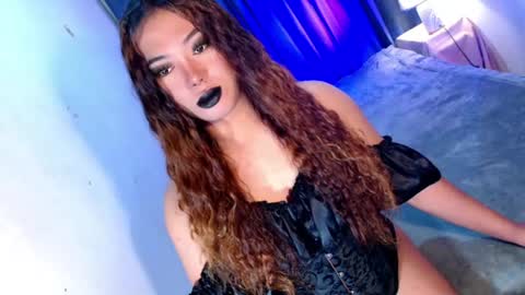 Miss OLIVIA online show from July 27, 4:43 am