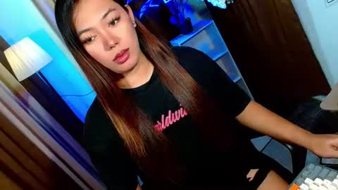 Miss OLIVIA online show from February 4, 10:19 am