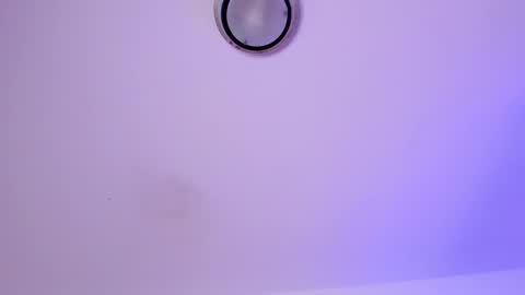 OLIVIA online show from February 18, 1:43 am