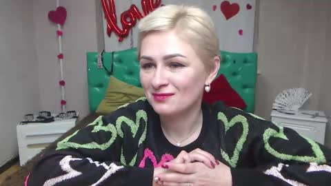 OliviaHorst online show from March 18, 6:30 am