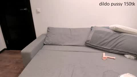 OliviaLukas  online show from October 9, 4:34 pm