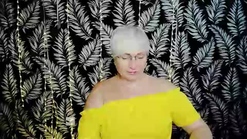 Kelly online show from June 20, 10:43 am