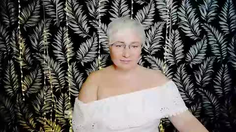 Kelly online show from July 18, 10:17 am