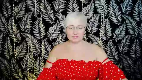 Kelly online show from June 19, 10:32 am