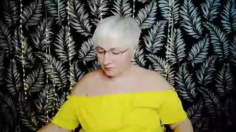 Kelly online show from June 29, 10:26 am