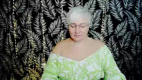 Kelly online show from July 12, 10:29 am