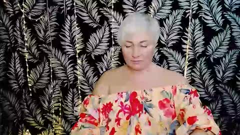 Kelly online show from December 22, 1:29 pm