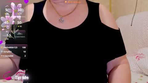 oliviaparadise online show from April 30, 6:02 pm