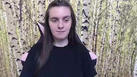 Snapshot of oliviasager chatting on October 25, 7:30 am Mistress Olivia online show from October 25, 7:30 am