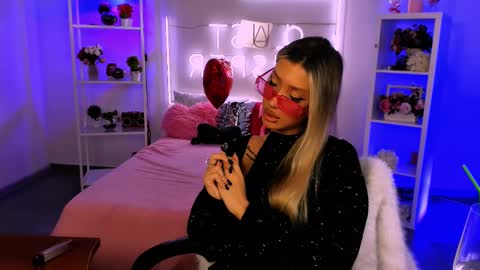 Olivia online show from February 17, 3:22 pm