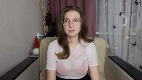 Kylie online show from March 11, 7:28 pm