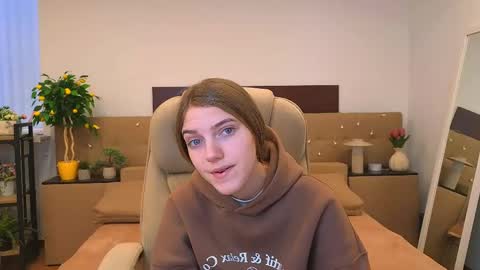 Olli and Stiw online show from March 19, 8:53 am