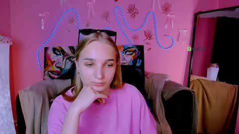 Ollivia online show from May 25, 5:46 am