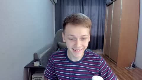 Oliver and Mira online show from April 12, 11:36 am