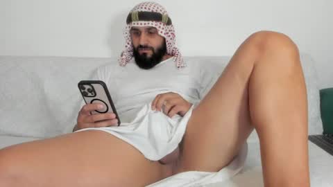 Omar online show from August 4, 6:31 am