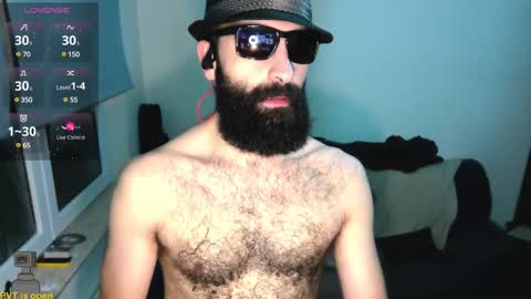 Snapshot of ona_nisme chatting on December 2, 6:38 pm ona nisme online show from December 2, 6:38 pm
