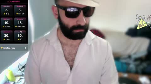 ona nisme online show from May 1, 5:12 am