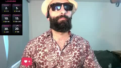 Snapshot of ona_nisme chatting on February 19, 4:44 pm ona nisme online show from February 19, 4:44 pm