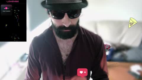 Snapshot of ona_nisme chatting on October 18, 10:08 am ona nisme online show from October 18, 10:08 am