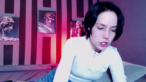 onaloon online show from March 16, 1:53 am