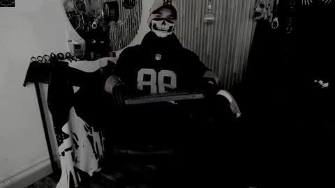     ... online show from November 29, 5:15 am