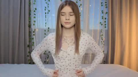 Eva online show from April 25, 1:41 pm