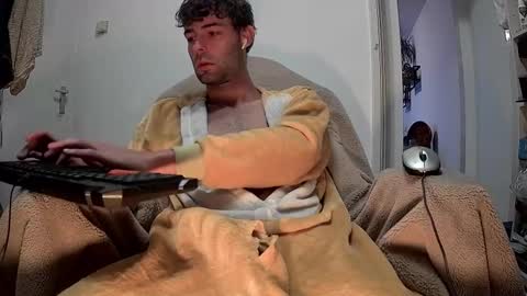 onesieboyx online show from September 21, 7:51 pm