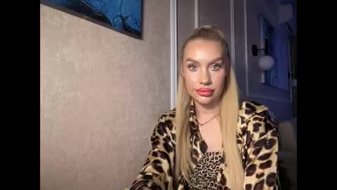 onesweet_baby online show from January 21, 11:34 pm
