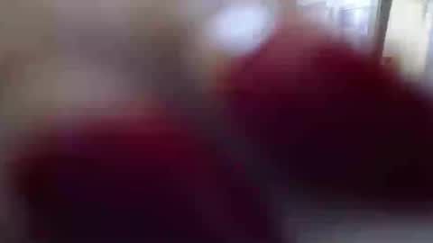 onesweetkris online show from March 7, 11:10 am