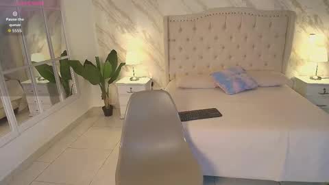 Daniela online show from January 10, 2:22 pm