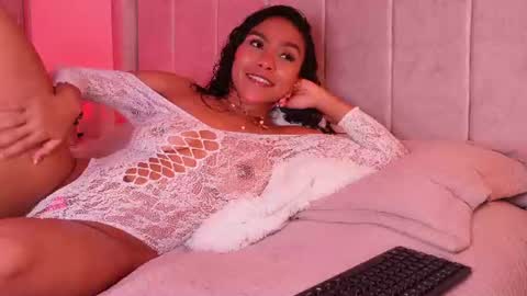 misssaray official online show from July 15, 1:22 am
