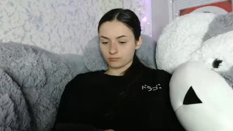 Amalia online show from April 28, 5:28 pm