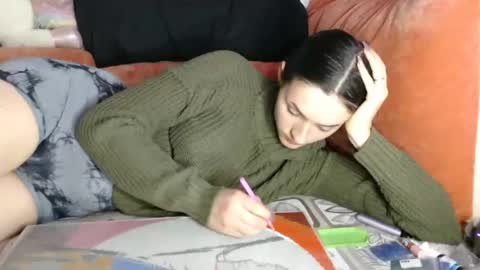 Amalia online show from February 11, 6:45 pm