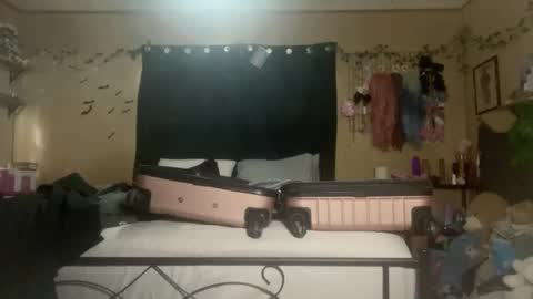 Onyx online show from September 27, 6:27 pm