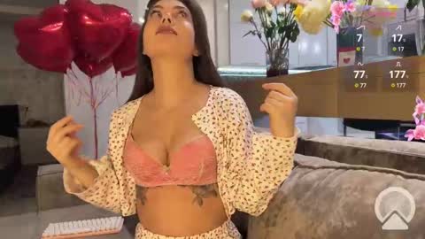 oqza online show from February 19, 5:38 am