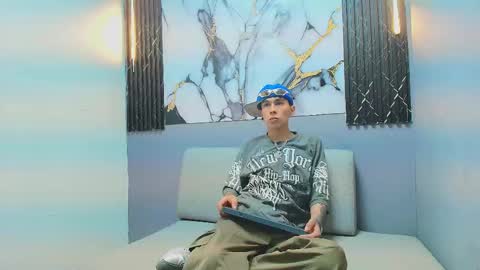 orus_241 online show from October 20, 7:52 pm