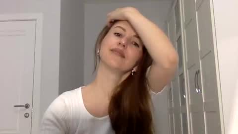 orvaline online show from May 6, 5:41 pm