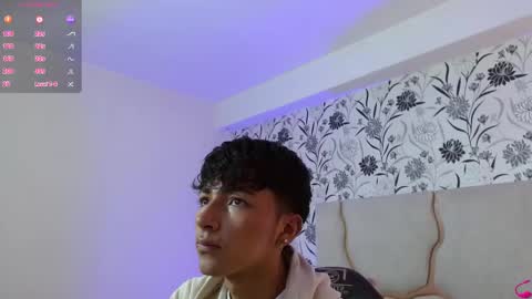 osamu_tay online show from February 6, 11:57 am