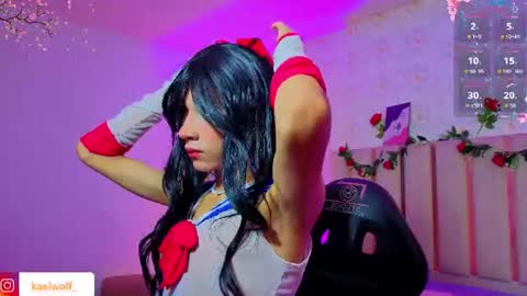 osamu_tay online show from June 24, 3:35 am